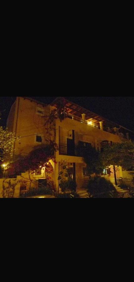 Villa Efterpi Контокали Екстериор снимка
