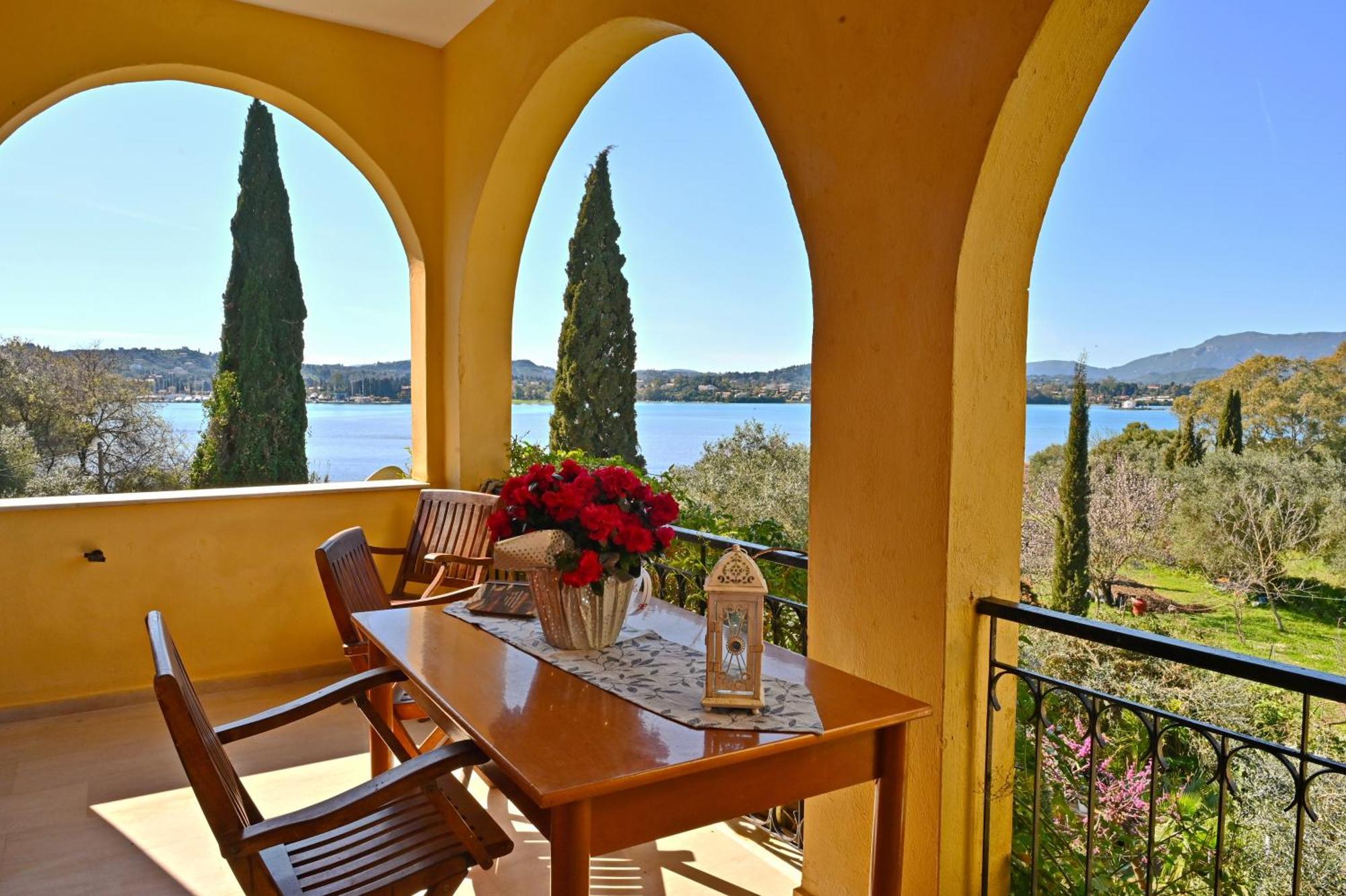 Villa Efterpi Контокали Екстериор снимка